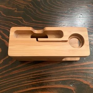 Apple Watch and Phone Stand